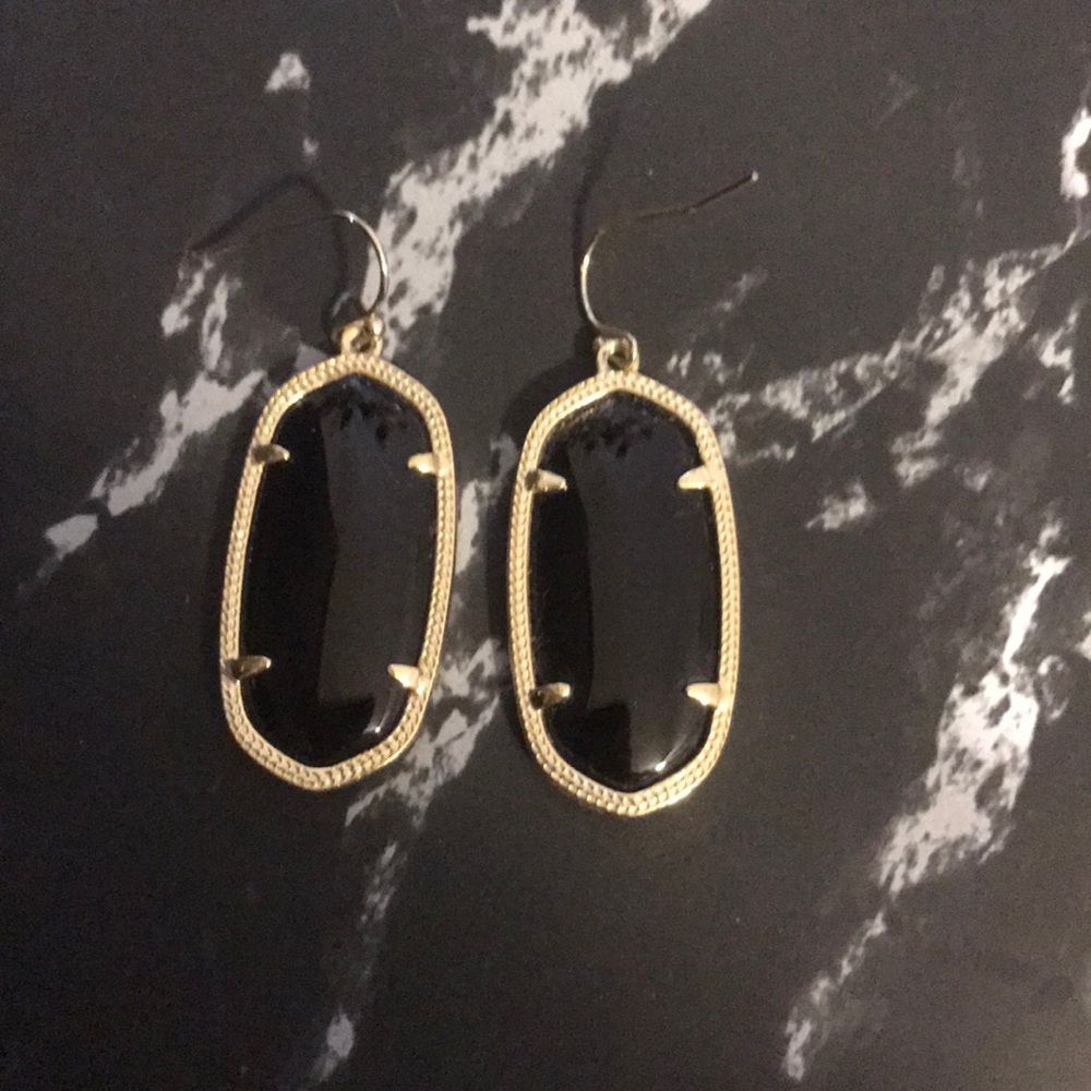 Kendra Scott Danielle Earrings